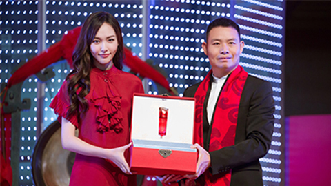 中国美正当红，九游会J9A股上市，引领新时代